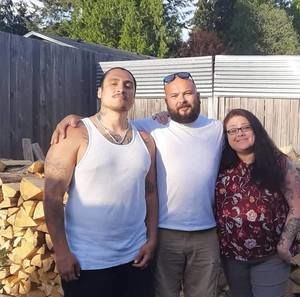 Meet your Posher, Gregory